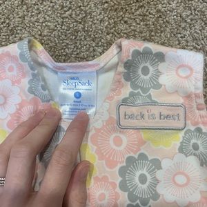 2 sleep sacks size 0-6 months